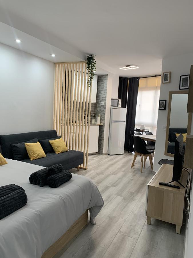 בנאלמדנה Precioso Estudio Frente Al Mar Con Piscina מראה חיצוני תמונה