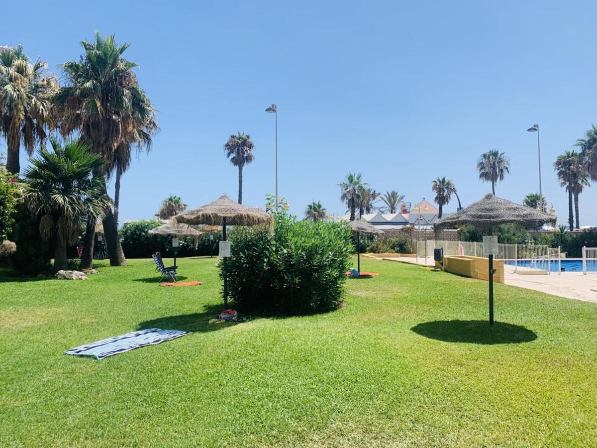 בנאלמדנה Precioso Estudio Frente Al Mar Con Piscina מראה חיצוני תמונה
